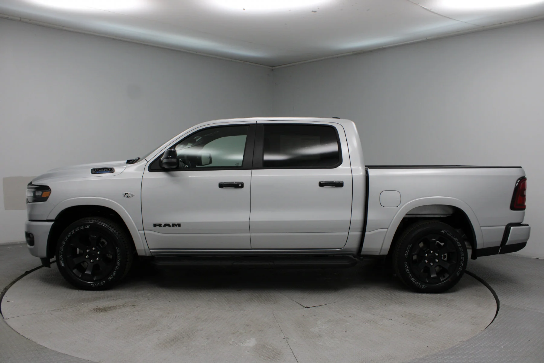 New 2026 Silver Zynith Exterior Paint RAM Big Horn 4x4 Crew Cab 5