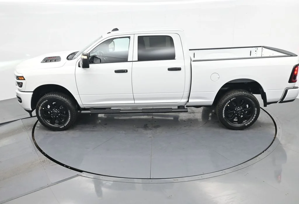 New 2026 Bright White Clear-Coat Exterior Paint RAM  image 22