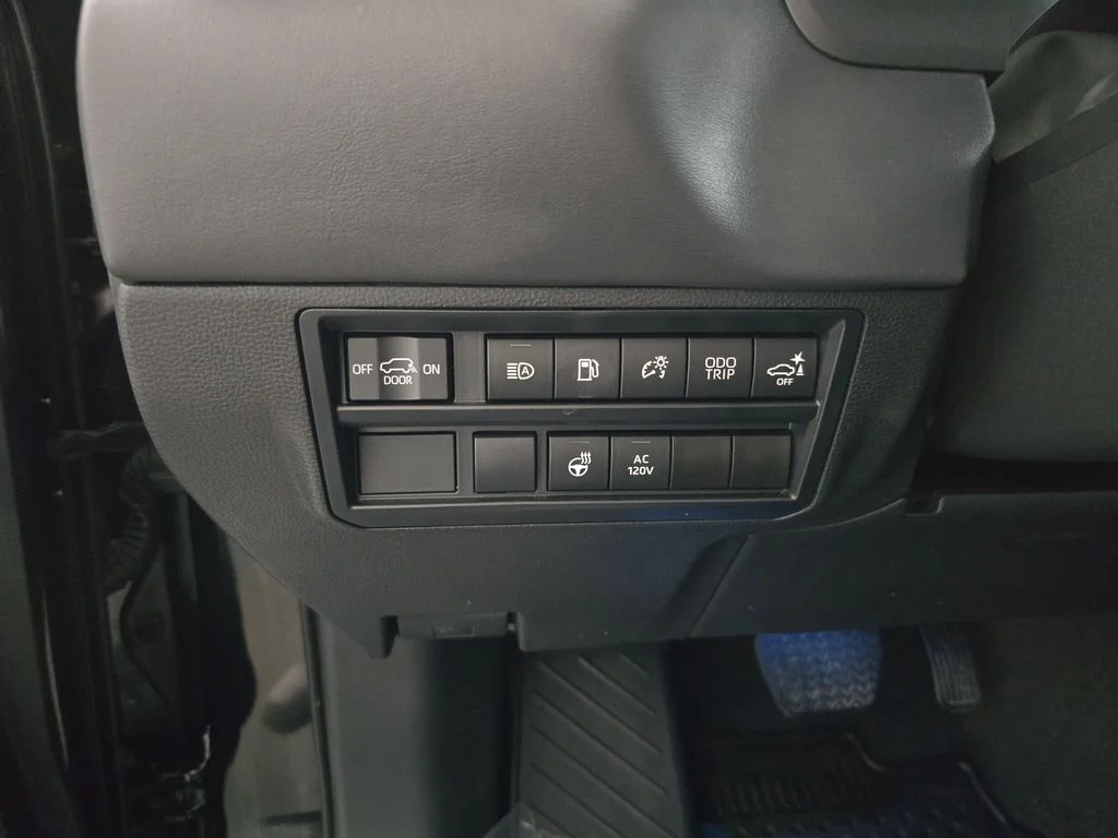 Used 2023 Black Toyota Platinum image 27