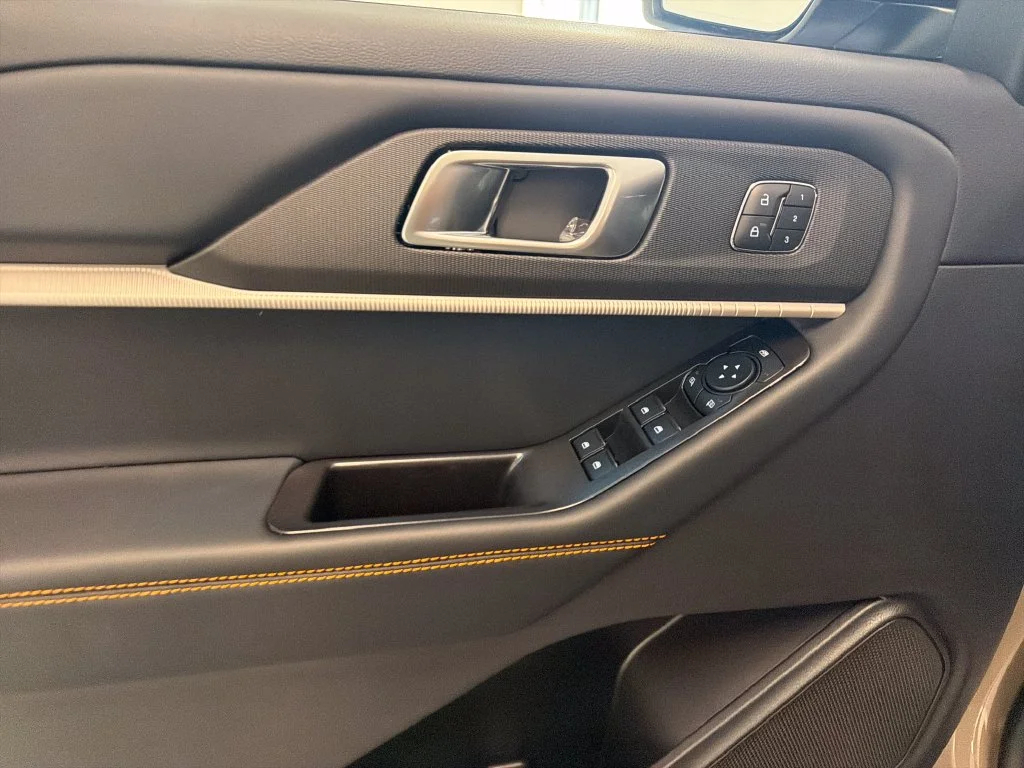New 2027 Gray Ford Tremor image 12