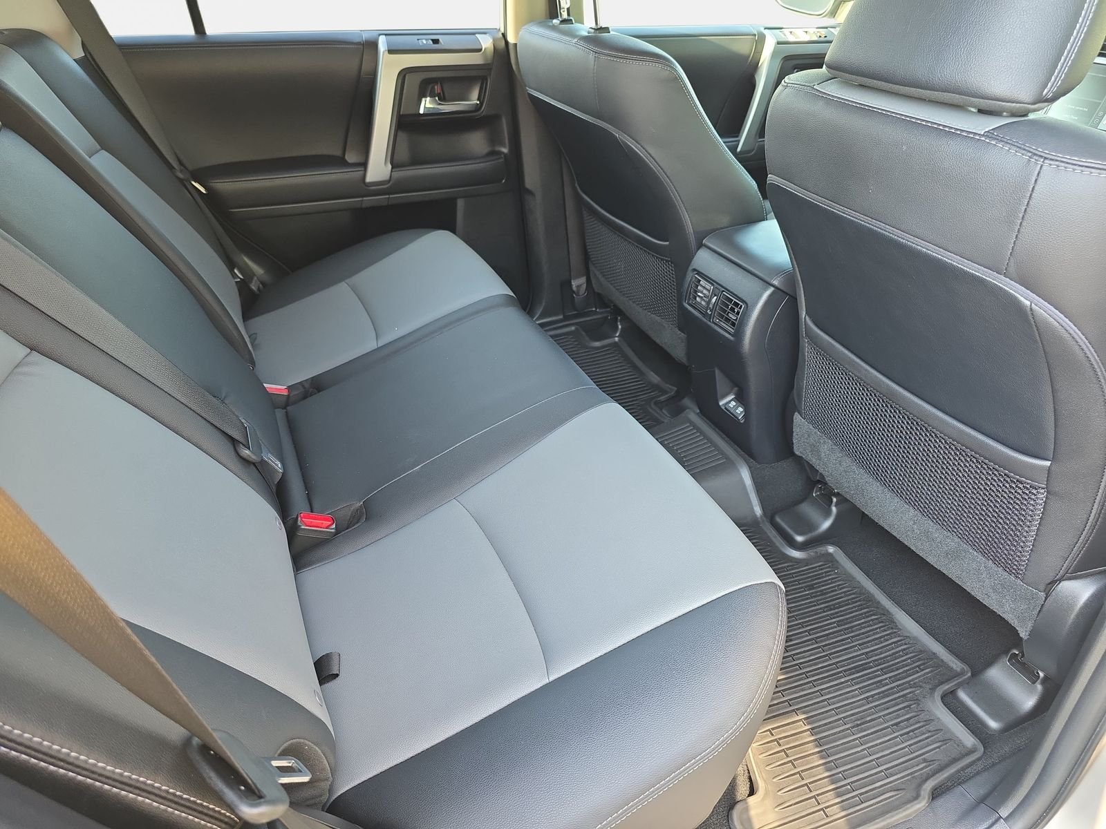 Used 2022 Silver Toyota SR5 Premium image 11