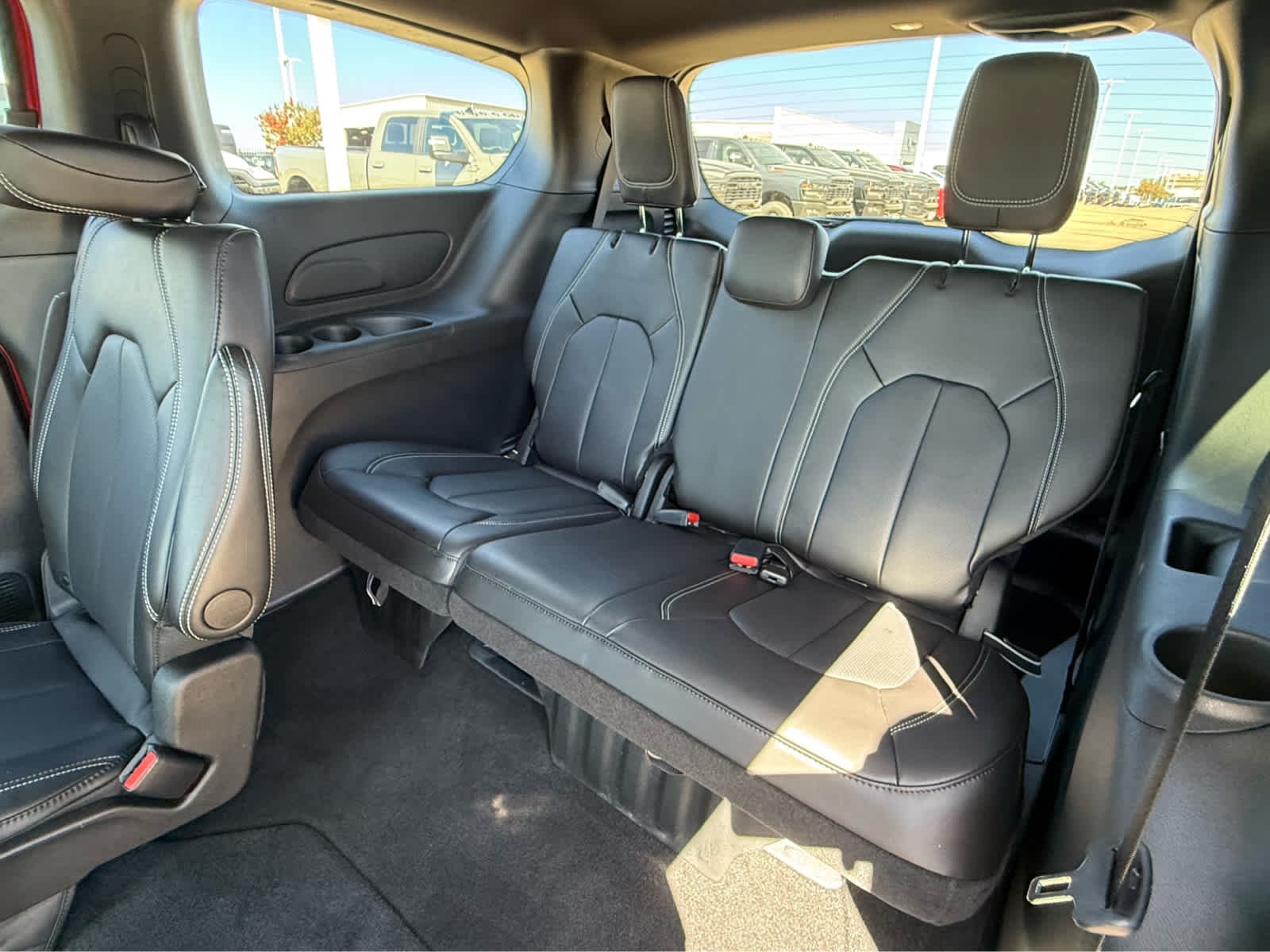 Used 2026 Red Hot Pearlcoat Chrysler Select image 12