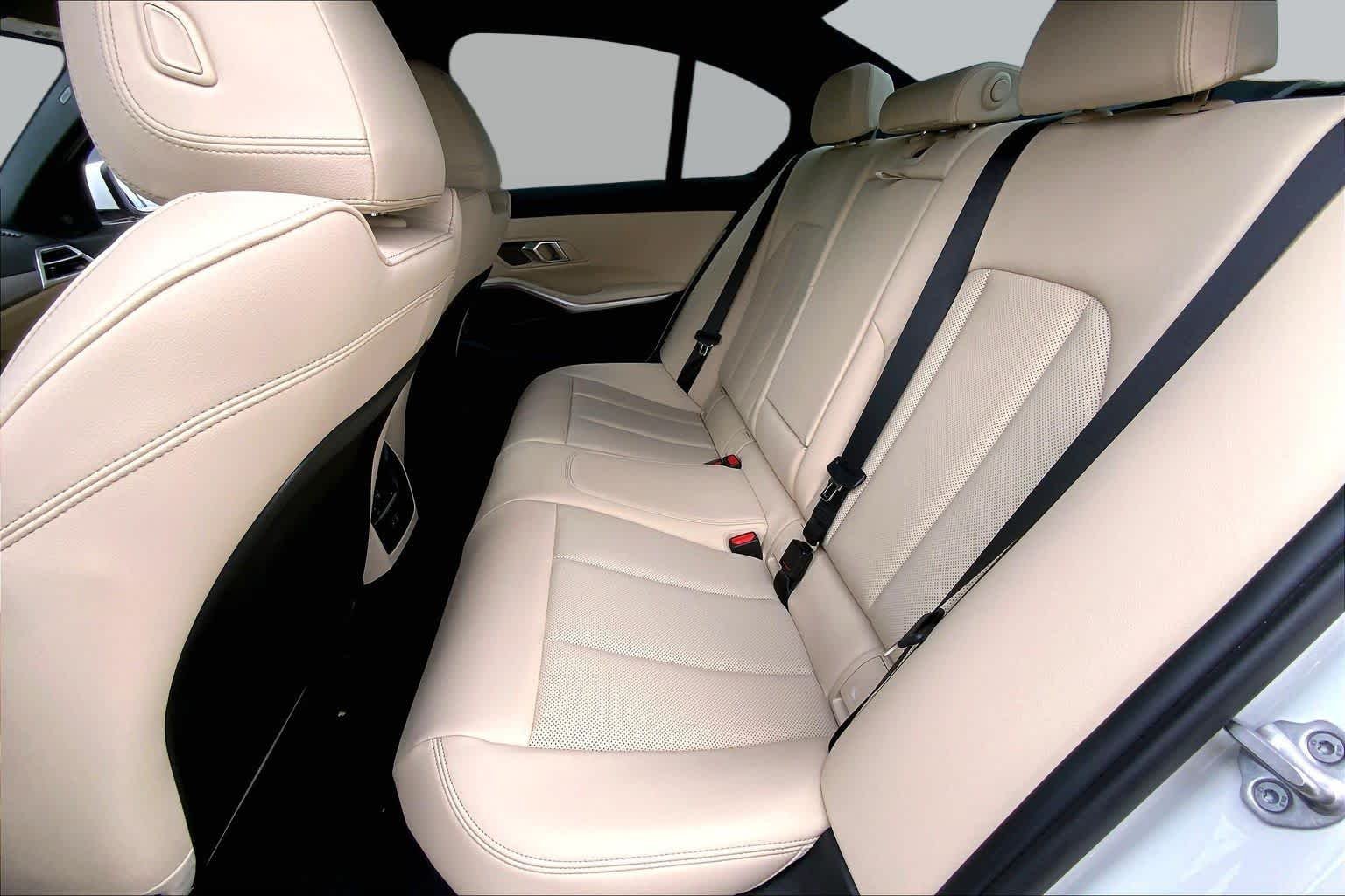 Used 2026 Alpine White BMW 330i NA xDrive image 20