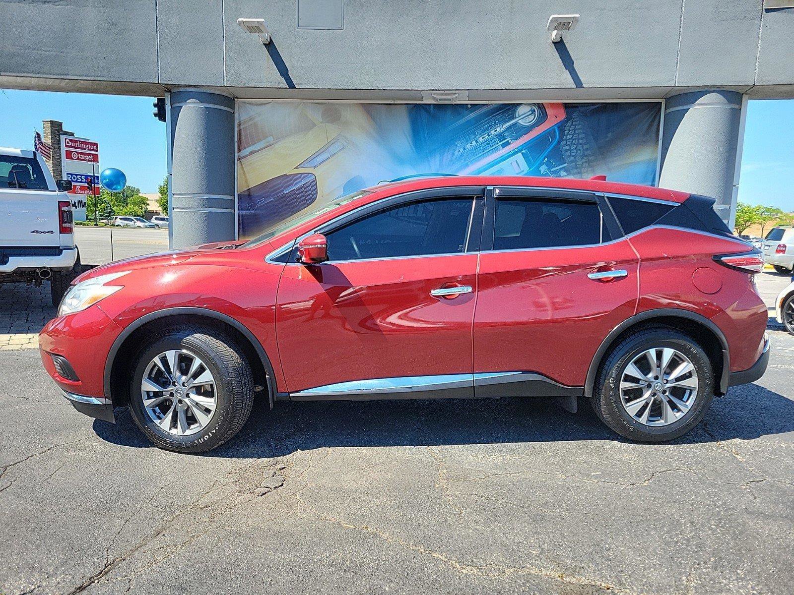 Certified Used 2017 Cayenne Red Metallic Nissan S image 6