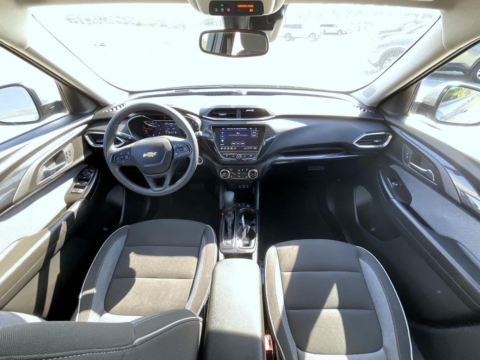 Used 2023 Gray Chevrolet LT image 15