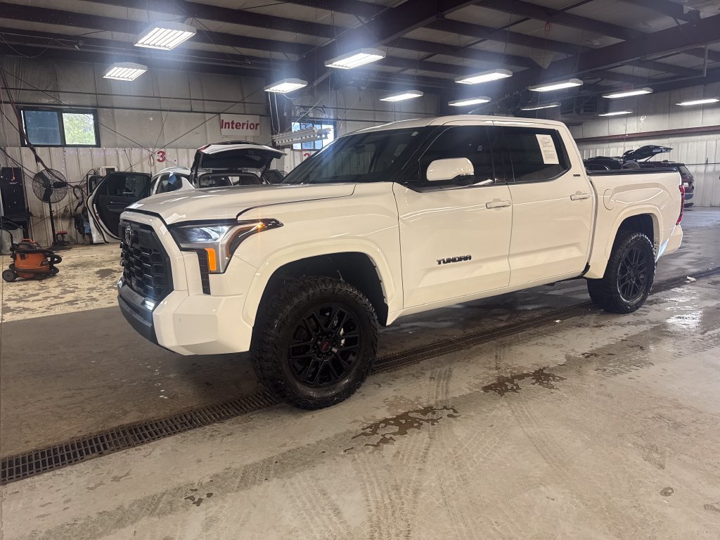 2023 Toyota Tundra SR5