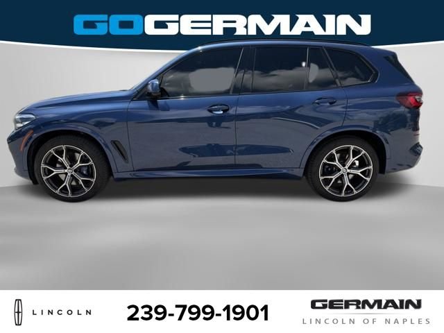 Used 2022 Blue BMW sDrive40i image 3