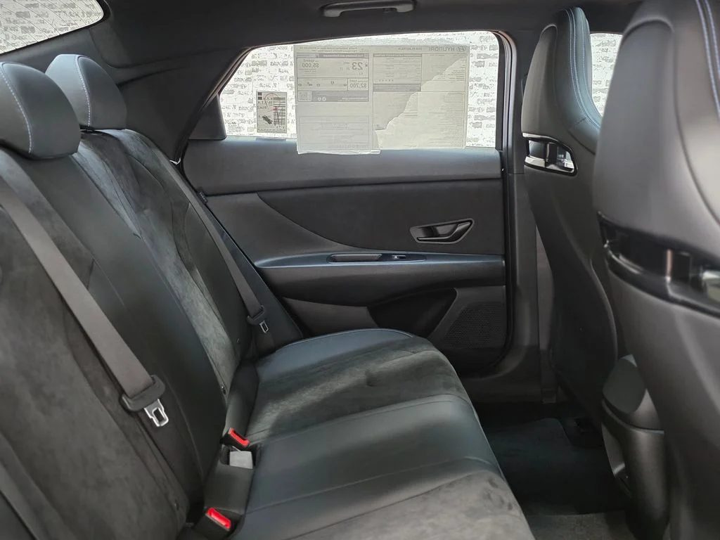 New 2026 Abyss Black Hyundai Base image 13