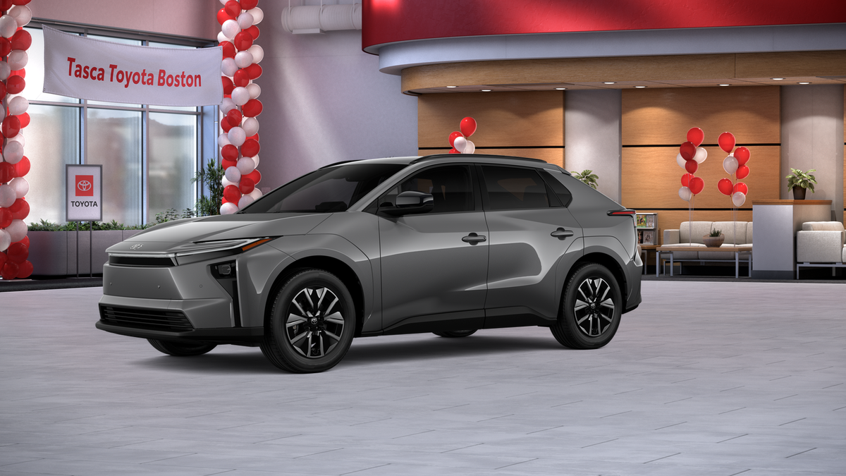 New 2026 Heavy Metal Toyota XLE image 38