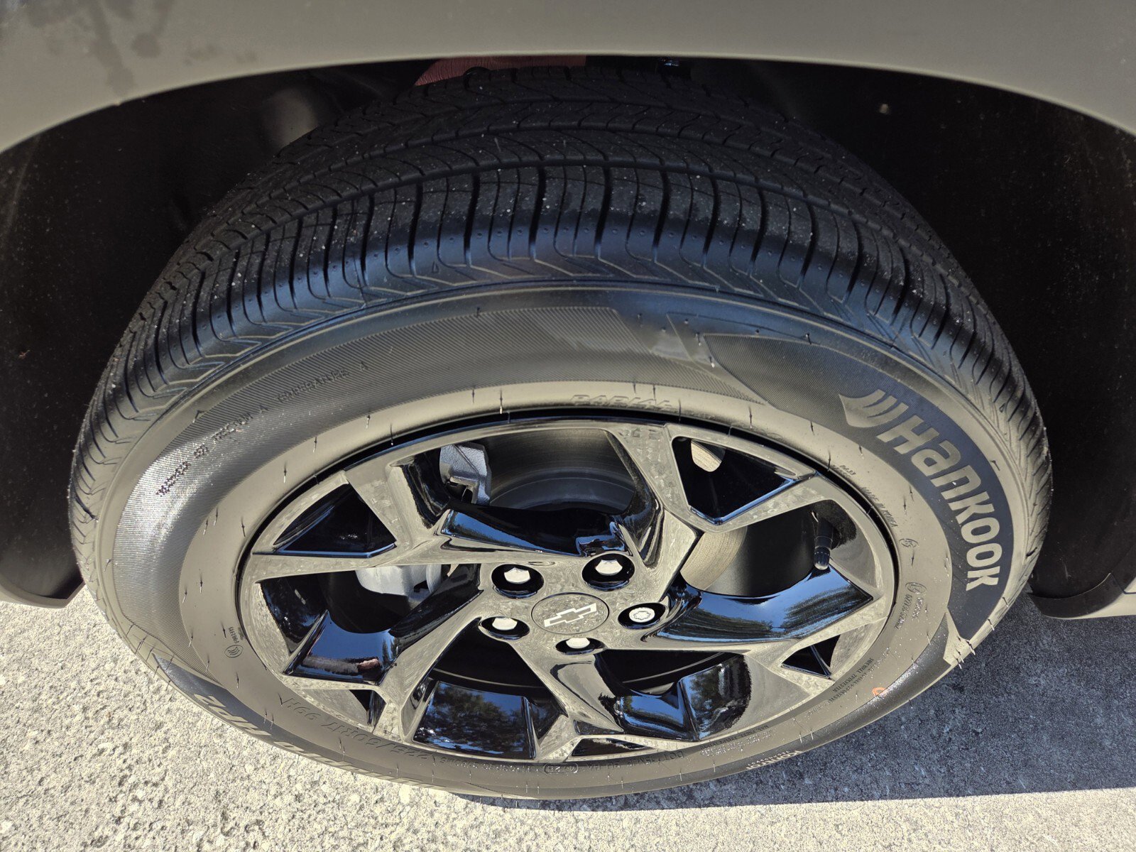 2026 Chevrolet Trax LT - Photo 6