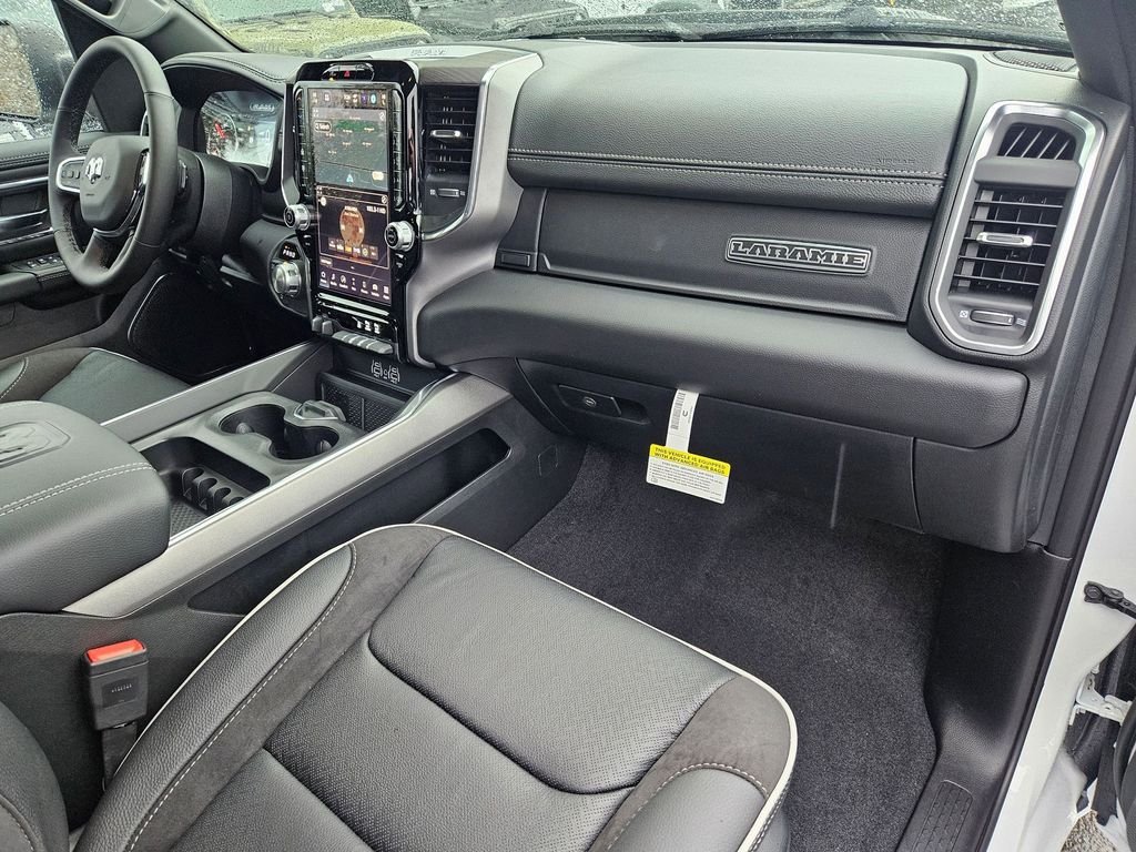 New 2026 Bright White Clear-Coat Exterior Paint RAM Laramie image 20