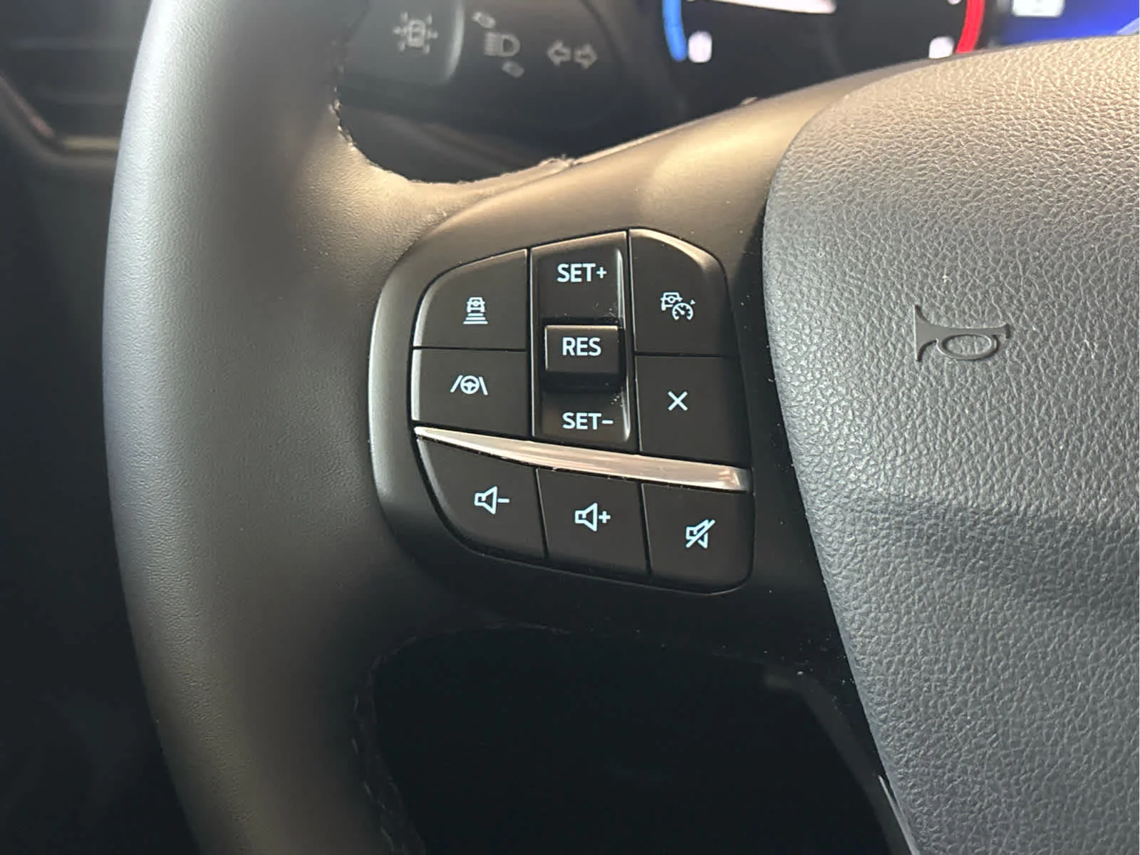 Used 2024  Ford Outer Banks image 14