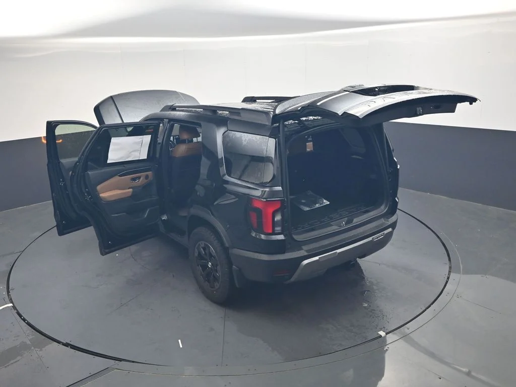 New 2026 Crystal Black Pearl Honda TrailSport Elite image 43