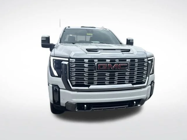 Used 2024 White GMC Denali image 15
