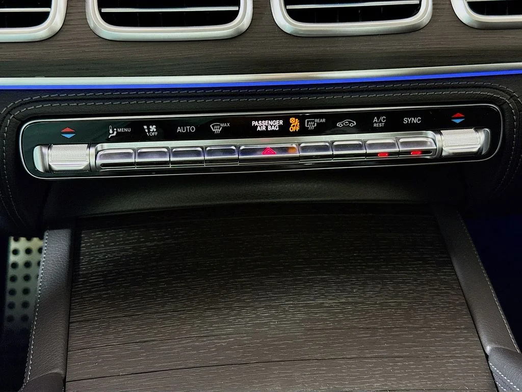 New 2026 White Mercedes-Benz GLS 580 image 16