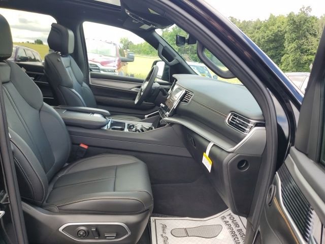 New 2026 High Gloss Black Exterior Paint Jeep 85th Anniversary Edition image 24