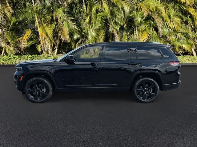 Used 2023 Black Jeep Limited image 9