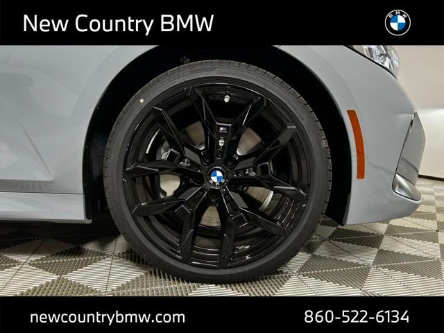 2026 BMW 3 Series 330i - Photo 9