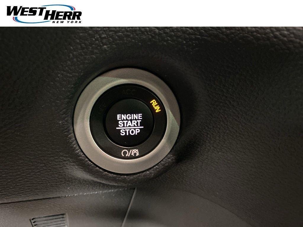 Used 2026 Red Hot Pearlcoat Chrysler Select AWD image 6