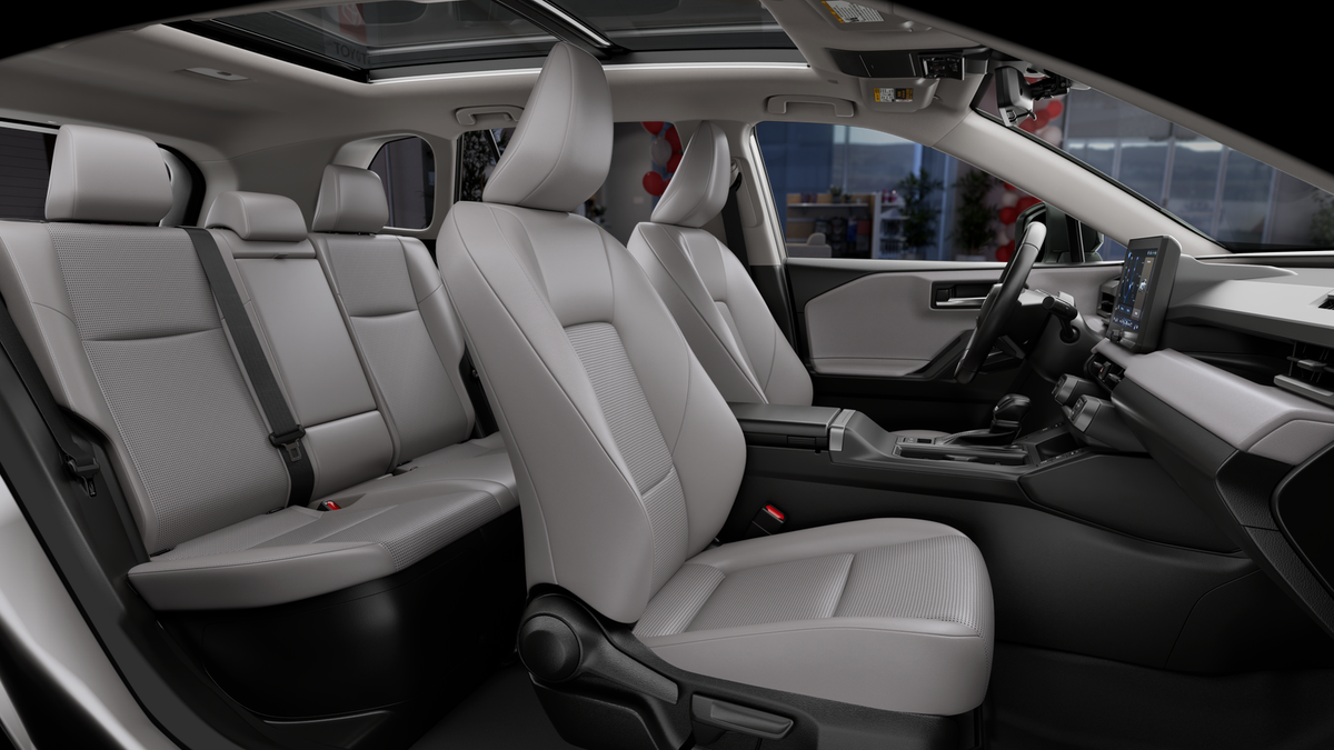 New 2026 Ice Cap Toyota XLE Premium image 20