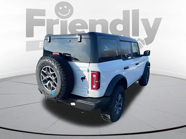 Used 2025 Oxford White Ford Badlands® image 5