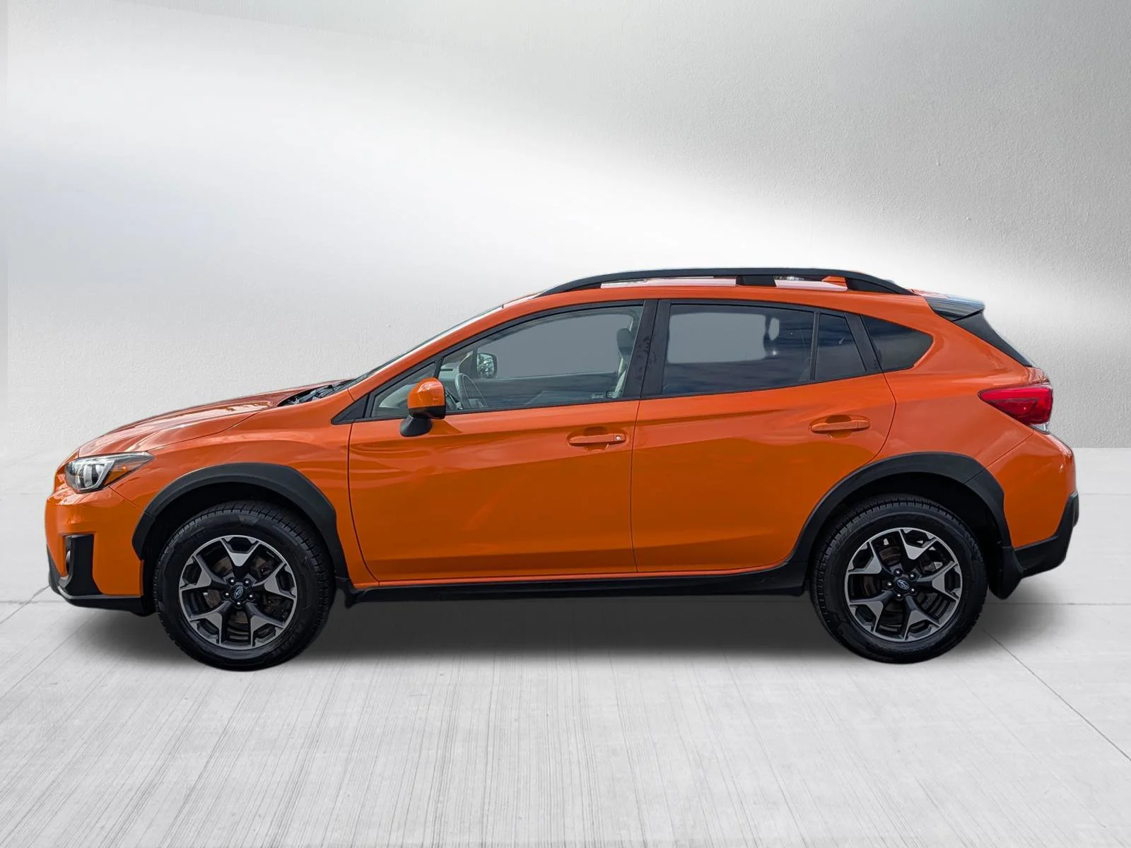 Used 2019 Sunshine Orange Subaru Premium image 4