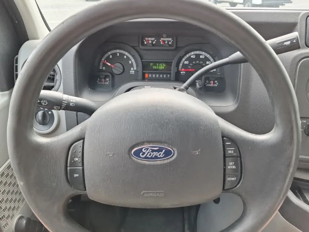 Used 2019 Oxford White Ford  image 10