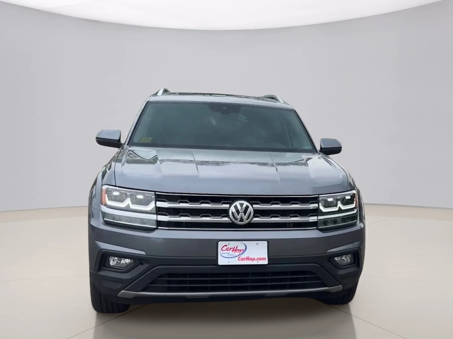 Used 2019 Gray Volkswagon 3.6 image 8