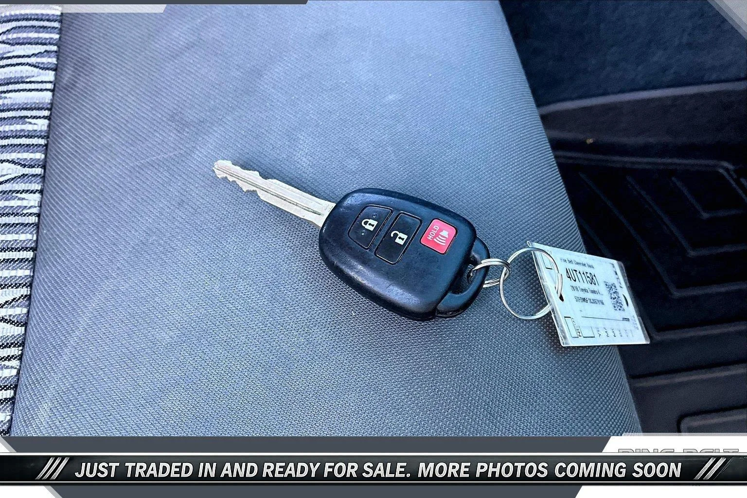 Used 2018 Magnetic Gray Metallic Toyota SR5 image 10