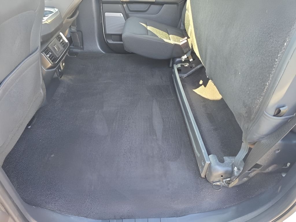 Used 2021 White Ford  image 32