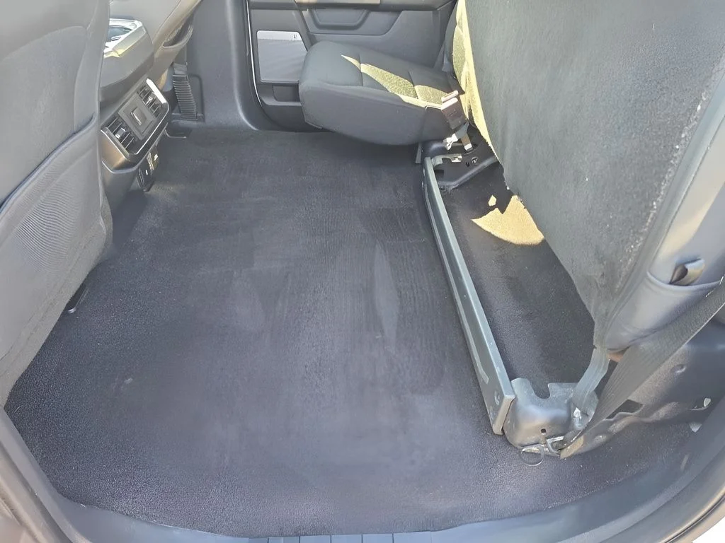 Used 2021 White Ford  image 32
