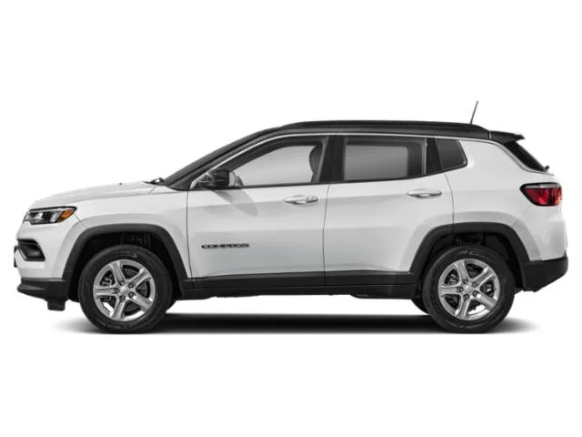Used 2024 Bright White Clearcoat Jeep Latitude 4x4 image 2