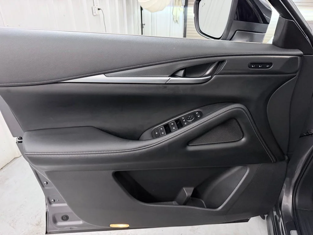 Certified Used 2023 Gray INFINITI LUXE image 12