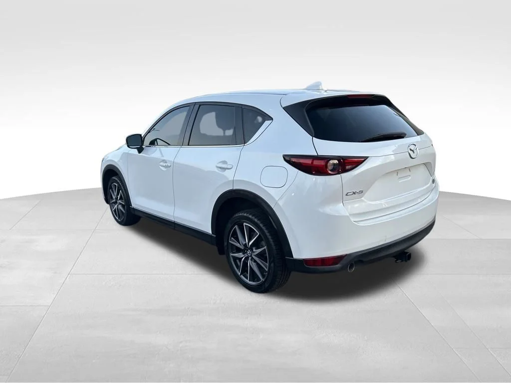 Used 2018 White Mazda Grand Touring image 3