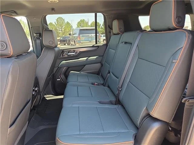 New 2026 Summit White GMC AT4 image 11