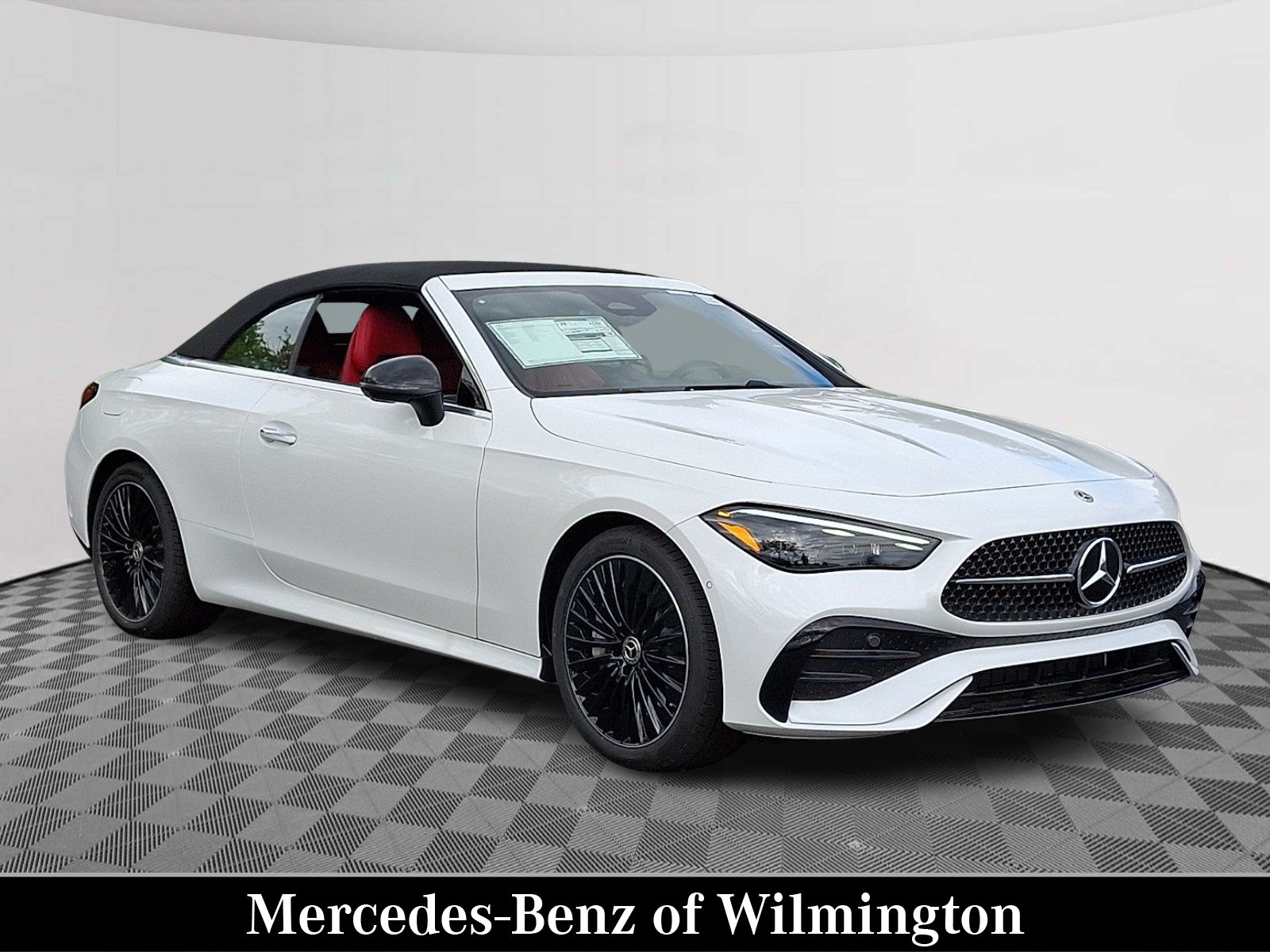 2026 Mercedes-Benz CLE CLE 450 4Matic Cabriolet's photo