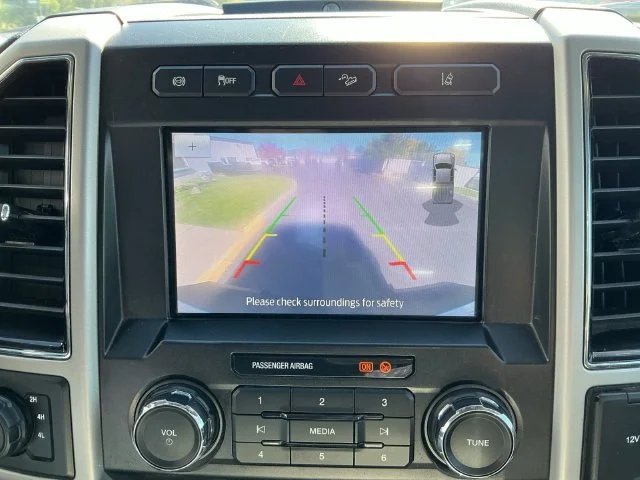 Used 2020 Oxford White Ford Lariat image 16