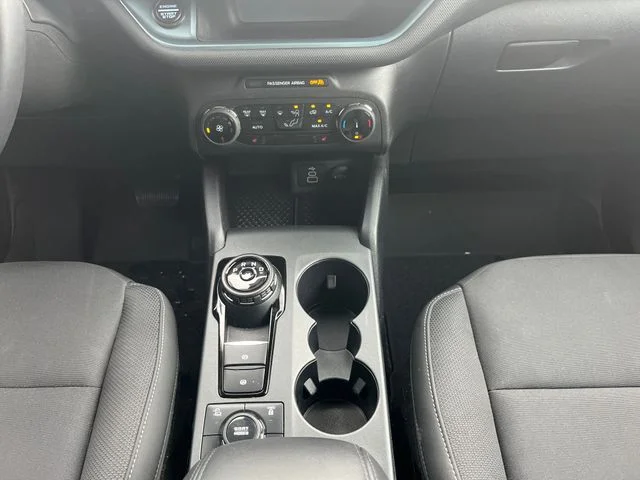 Used 2024 White Ford Badlands image 20