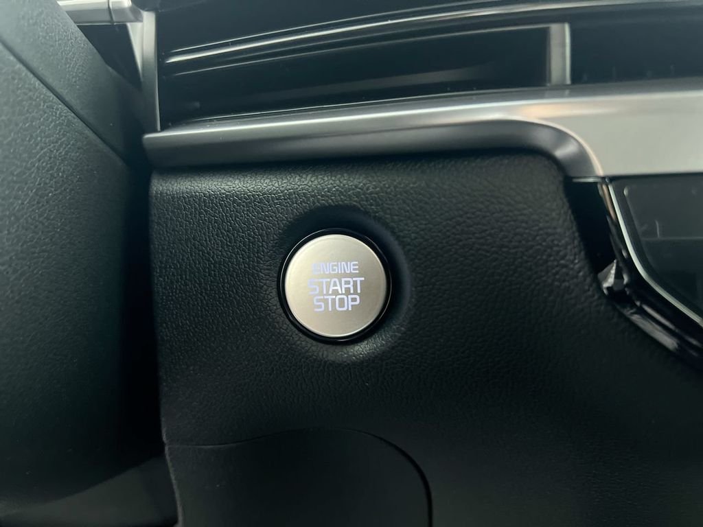 New 2026 Wolf Gray Kia EX image 19
