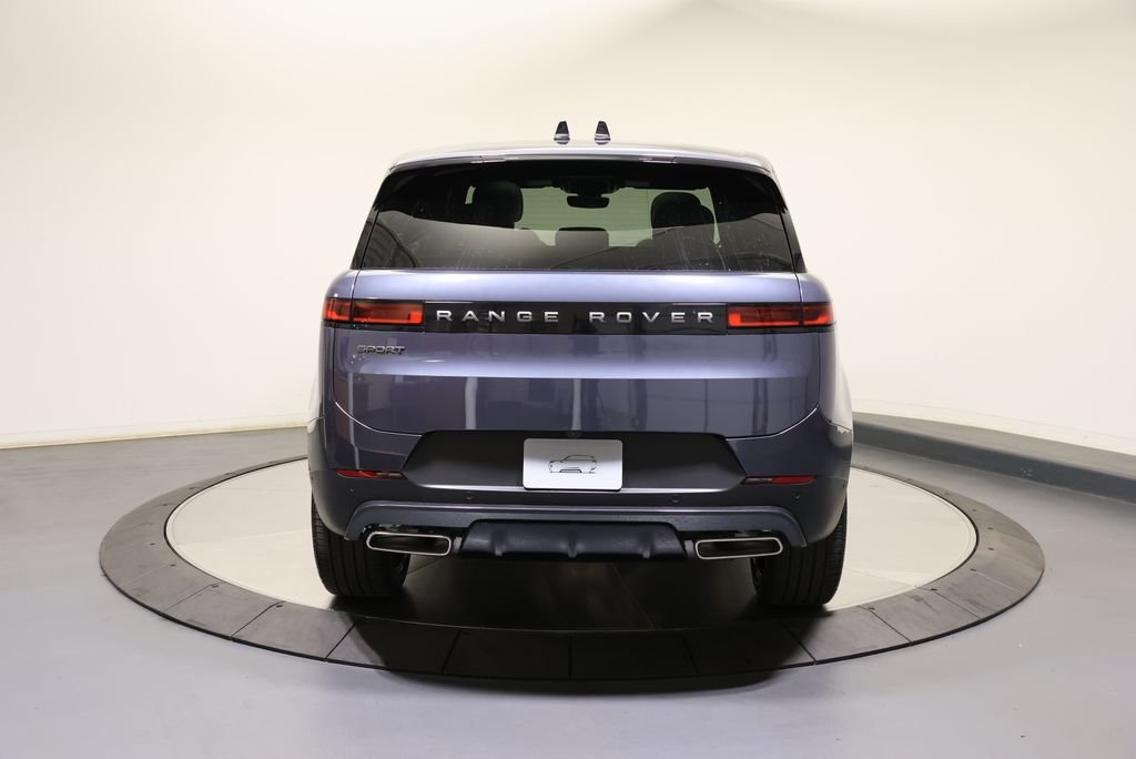 New 2026 Varesine Blue Land Rover SE image 4
