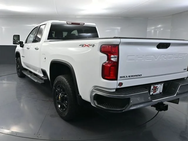 2022 Chevrolet Silverado 2500HD LTZ - Photo 6
