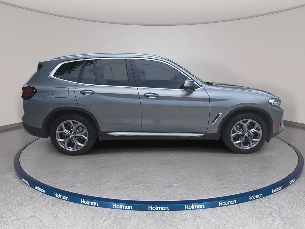 Used 2023 Gray BMW sDrive30i image 7