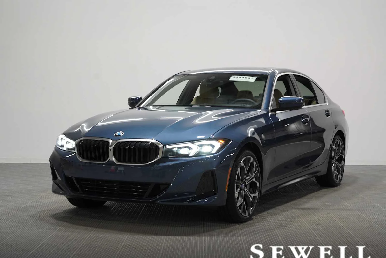 2026 BMW 330i 330i