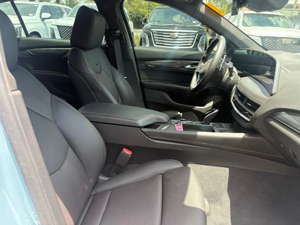 Used 2025 Drift Metallic Cadillac V-Series image 14