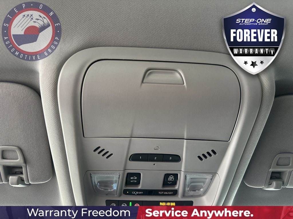 Used 2024 Silver GMC SLT image 26