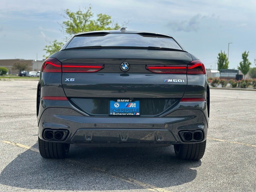 New 2027 Dravit Grey Metallic BMW M60i image 6