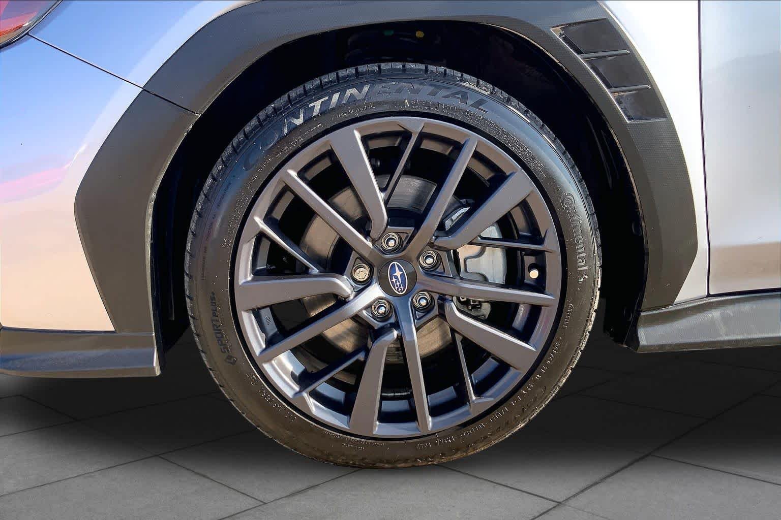 Used 2023 Ice Silver Metallic Subaru Premium image 11