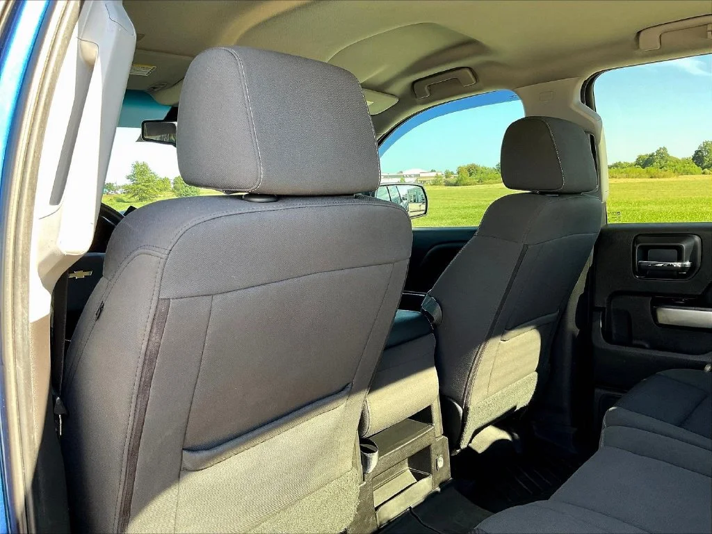 Used 2018 Blue Chevrolet LT image 19