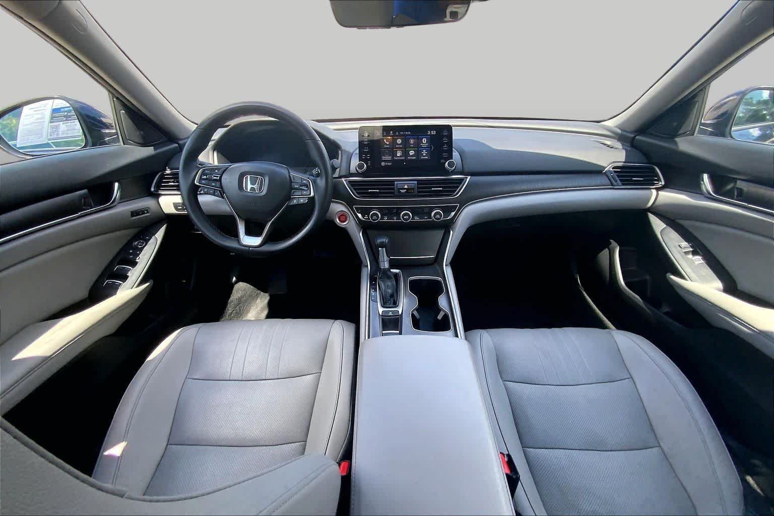 Used 2020 Obsidian Blue Pearl Honda EX-L image 15