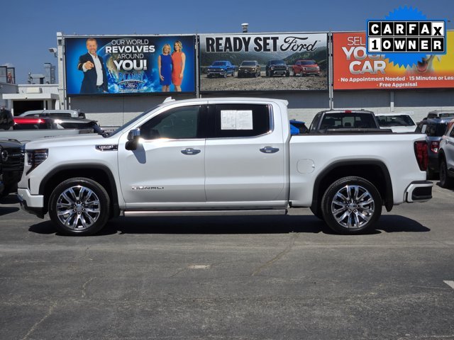 Certified Used 2023 White Frost Tricoat GMC  image 4